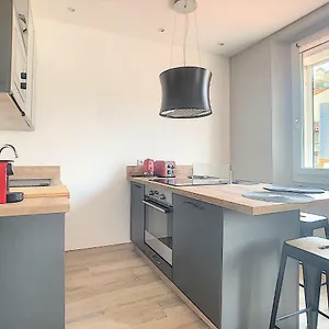 https://10florian.fr-provencehotel.com